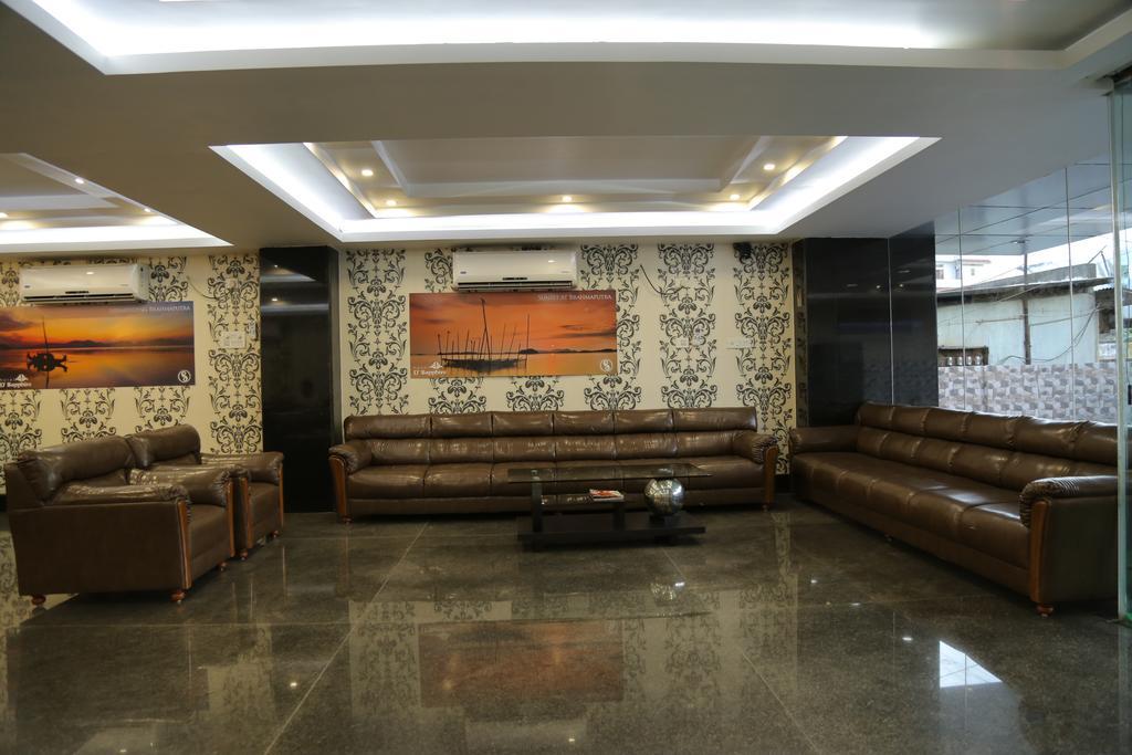 Hotel D' Sapphire Guváhátí Exteriér fotografie